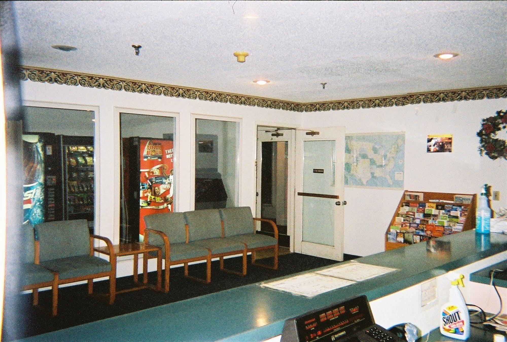Budget Inn Wentzville Dış mekan fotoğraf