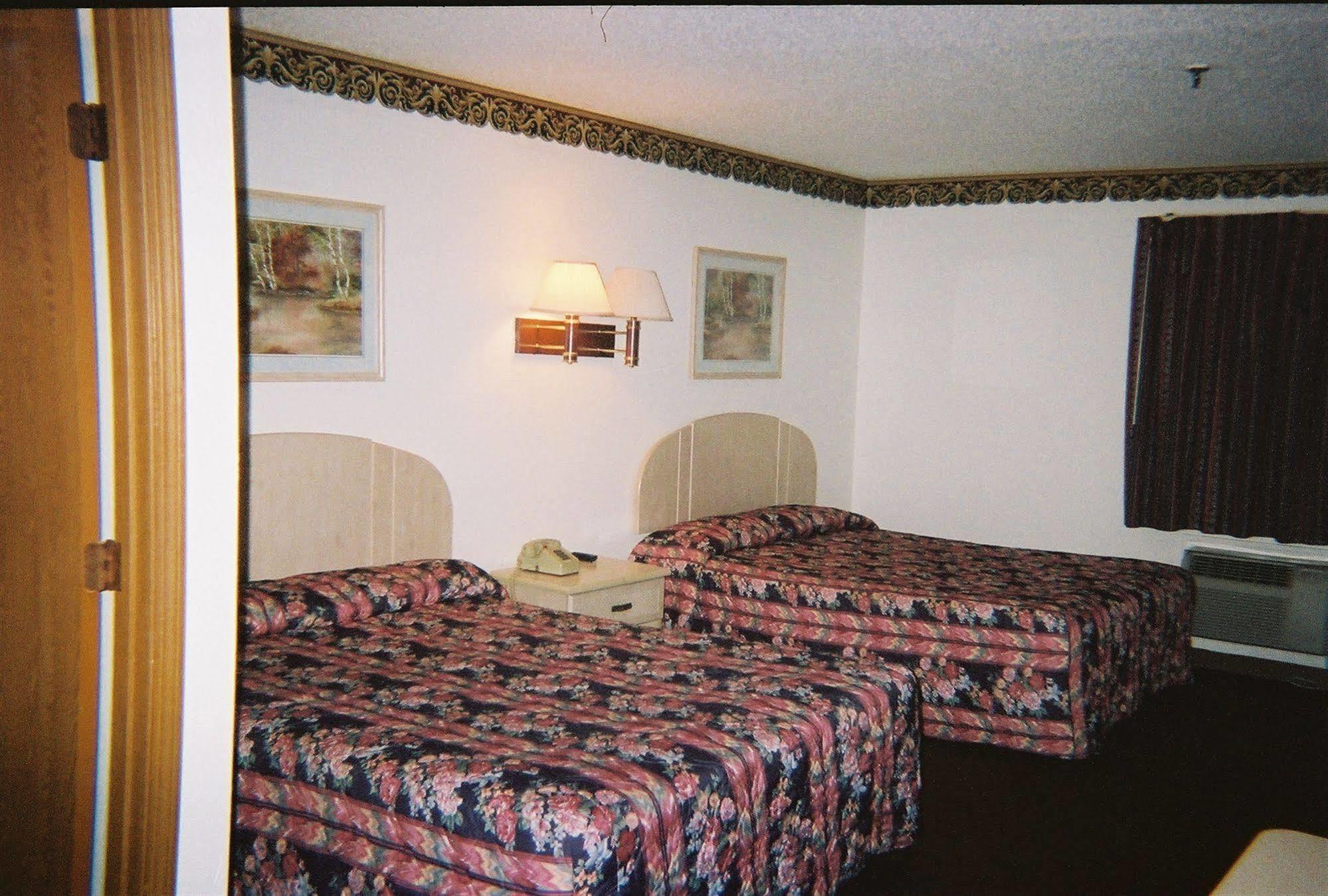 Budget Inn Wentzville Dış mekan fotoğraf